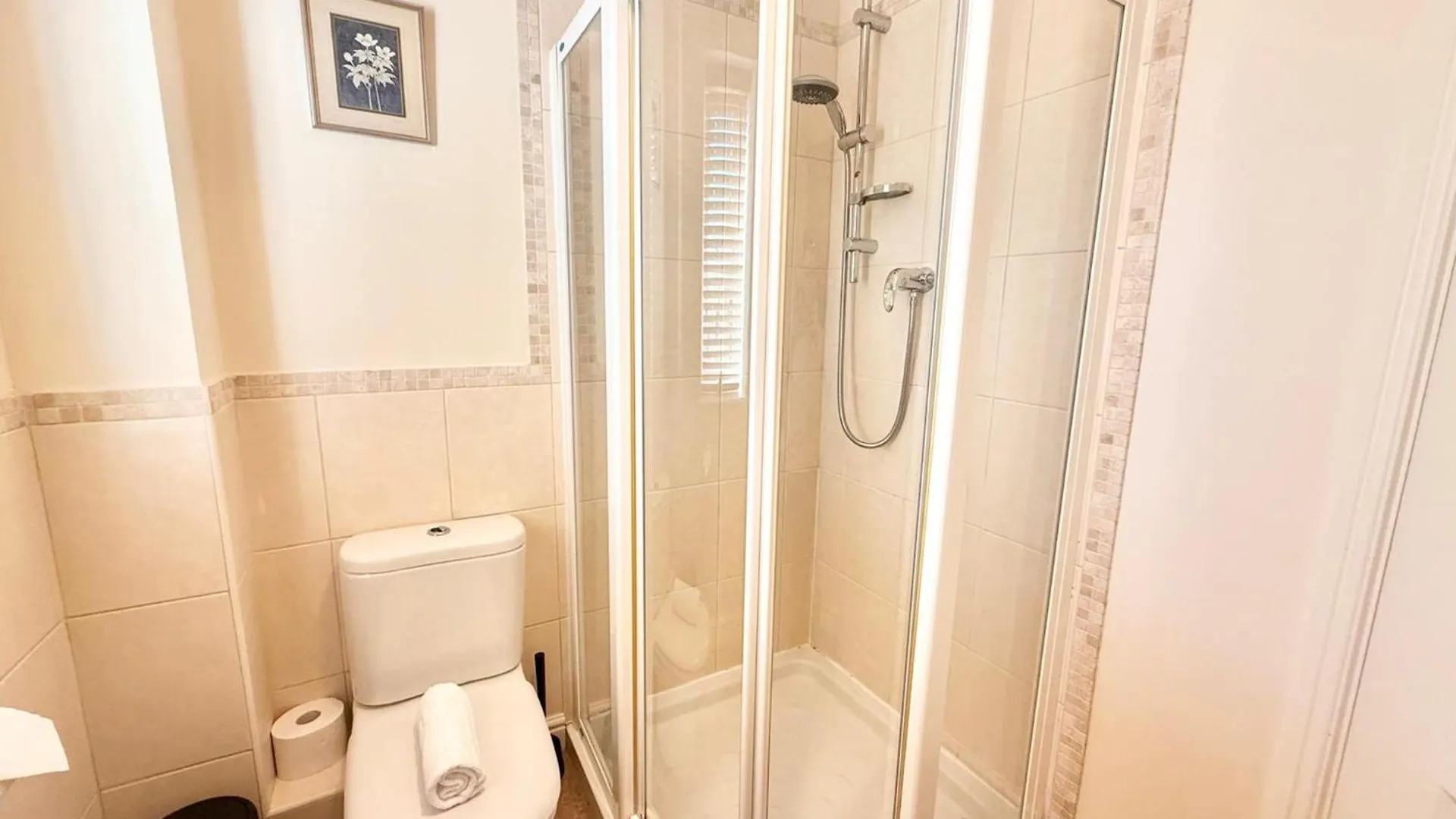 Pass The Keys Countryside Retreat In Reynoldston Gower, Sleeps 10 Villa