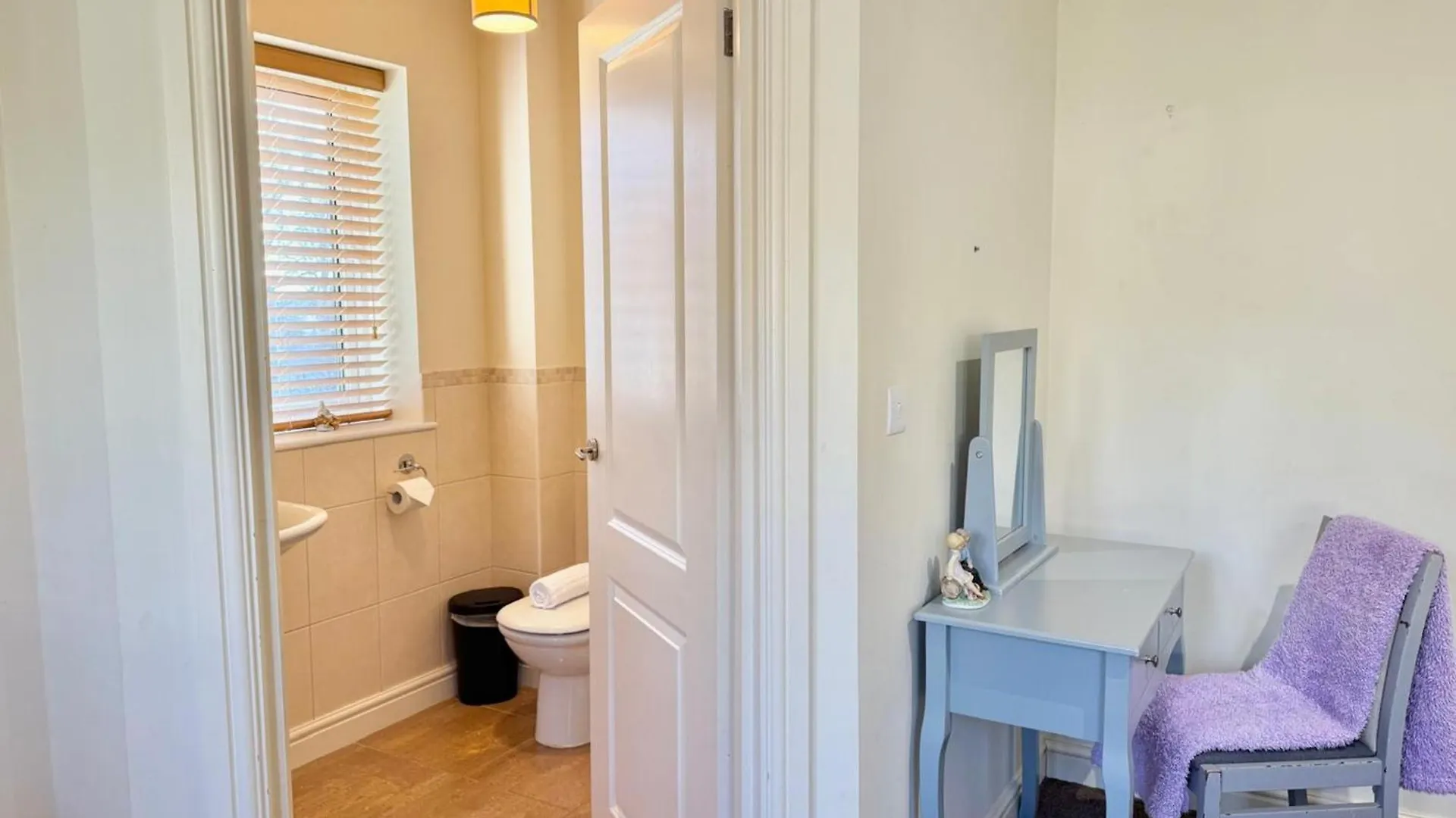 Pass The Keys Countryside Retreat In Reynoldston Gower, Sleeps 10 Villa Holiday home