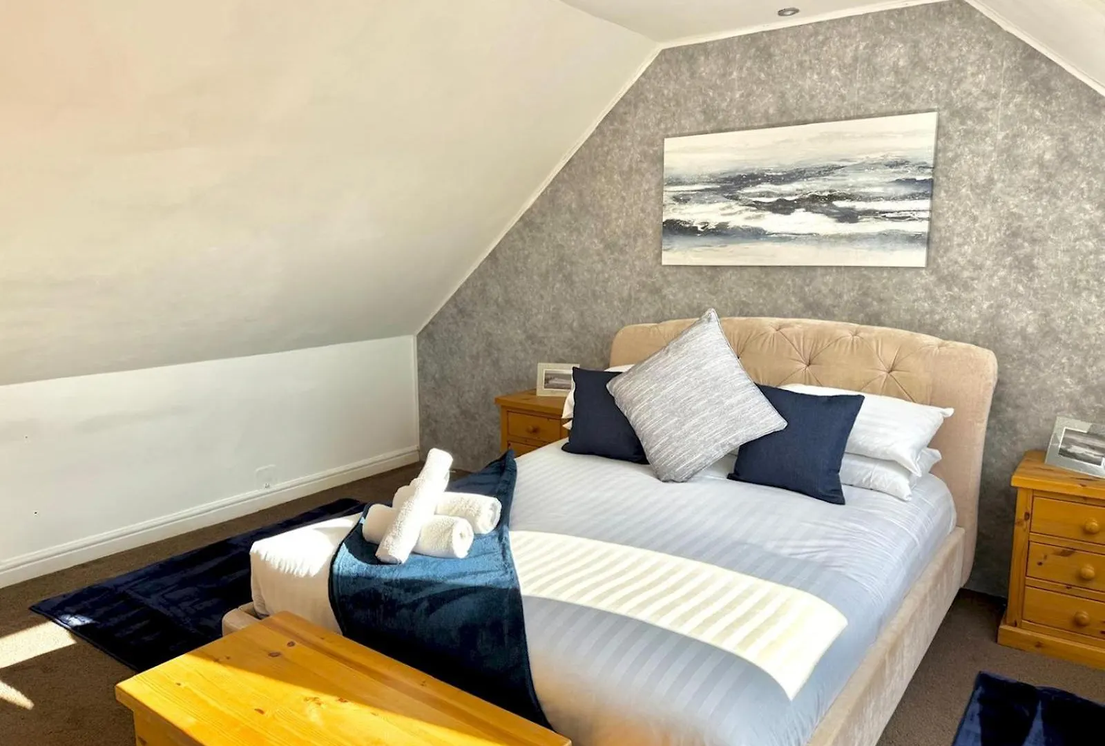 Pass The Keys Countryside Retreat In Reynoldston Gower, Sleeps 10 Villa 0*,