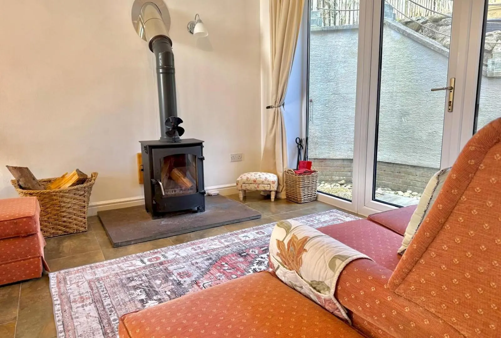 Holiday home Pass The Keys Countryside Retreat In Reynoldston Gower, Sleeps 10 Villa United Kingdom